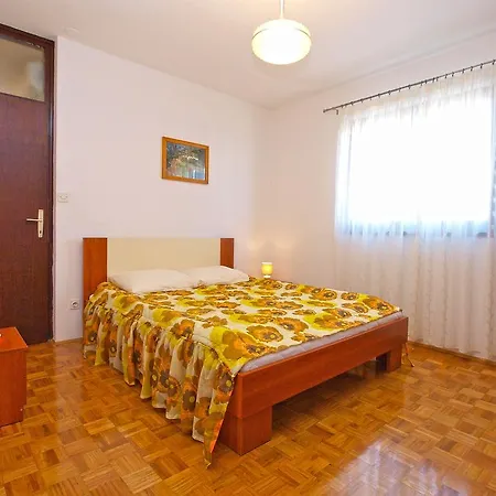 Gortanova 942 Apartman *
